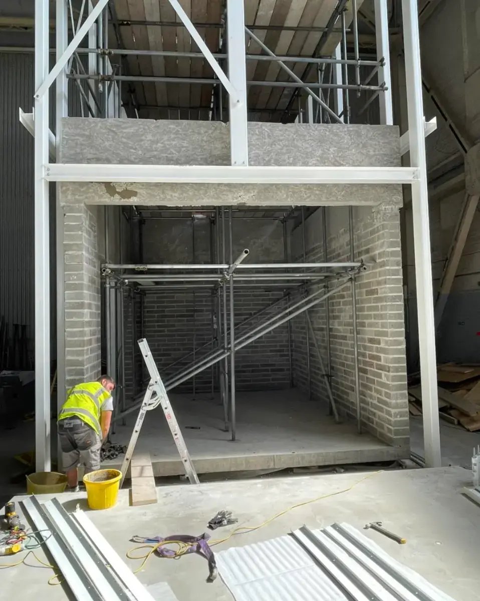 d-blackburn-contractors-leeds-east-airport-building-commericial-work