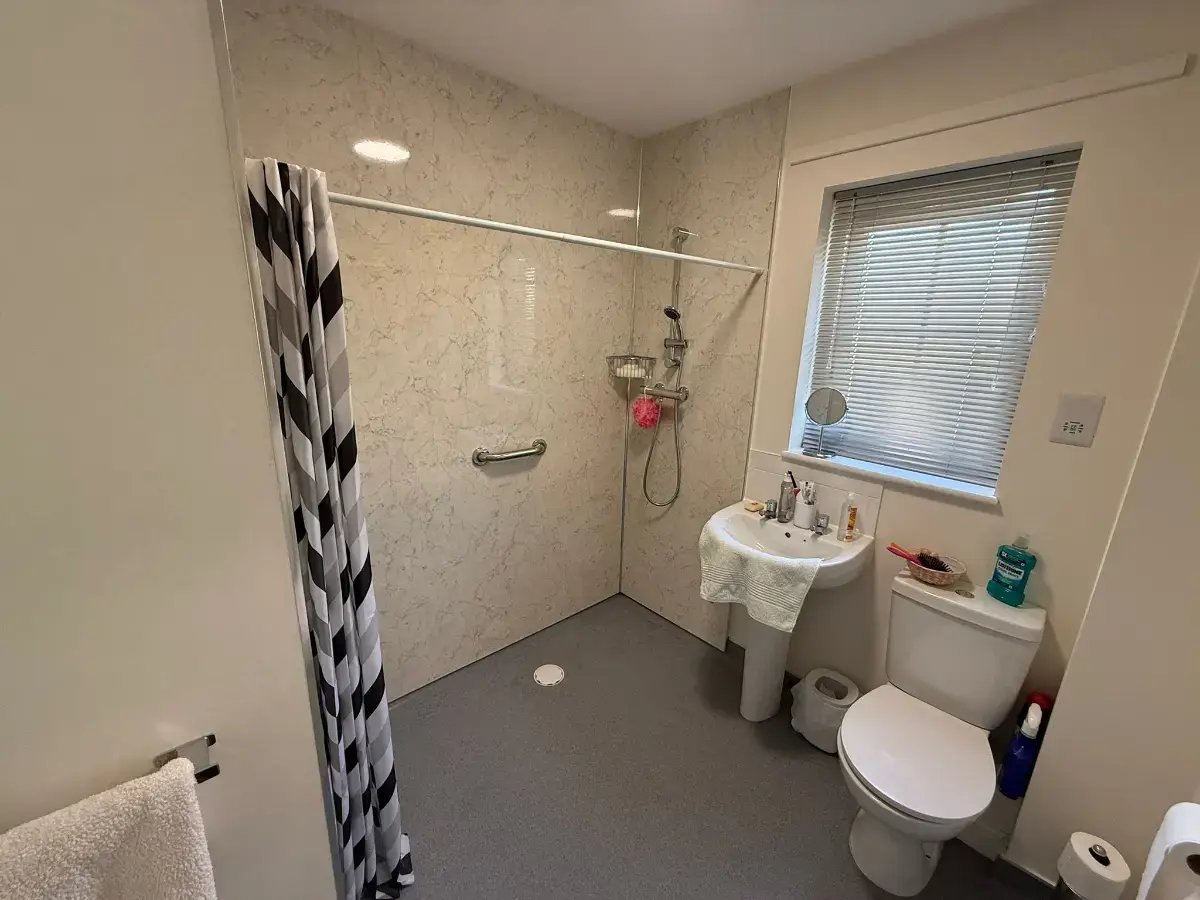 dbc-disabled-toliets-wetroom-1